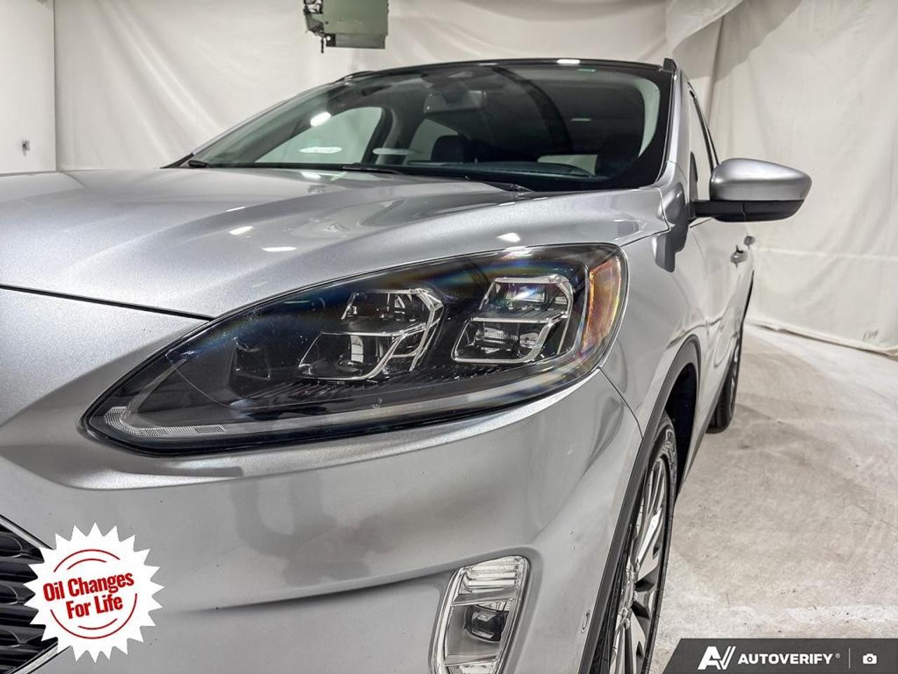 2021 Ford Escape Titanium Hybrid AWD Photo