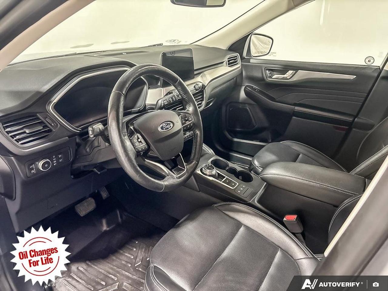 2021 Ford Escape Titanium Hybrid AWD Photo