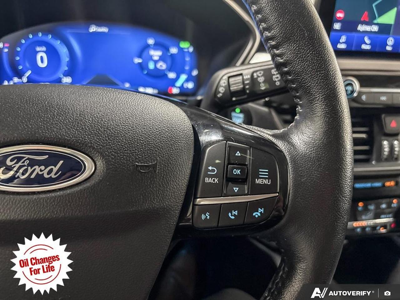 2021 Ford Escape Titanium Hybrid AWD Photo