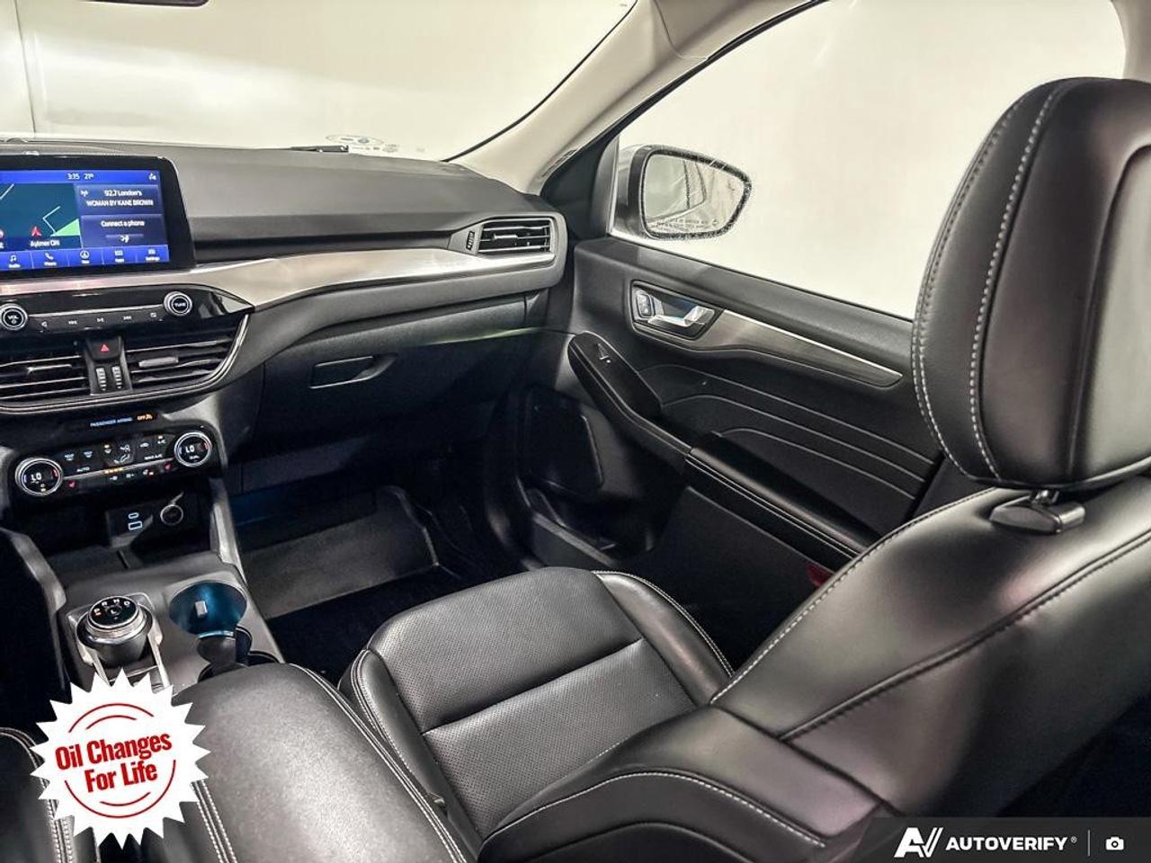 2021 Ford Escape Titanium Hybrid AWD Photo