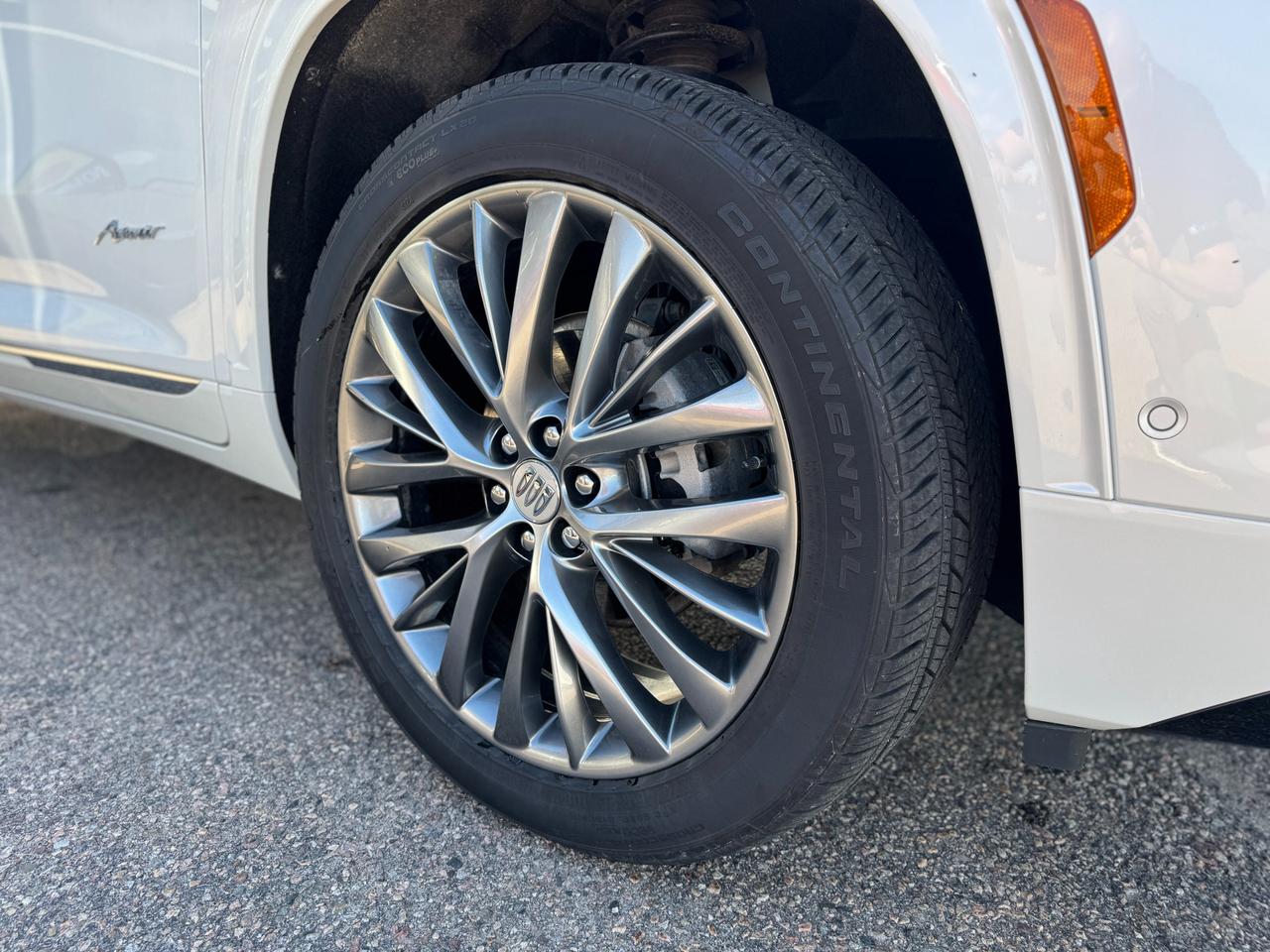 2025 Buick Enclave Avenir 4dr All-Wheel Drive Photo