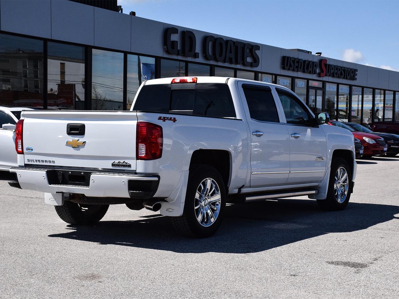 2018 Chevrolet Silverado 1500 High Country Crew Cab 4x4 ~Nav ~Cam ~Leather ~Roof Photo