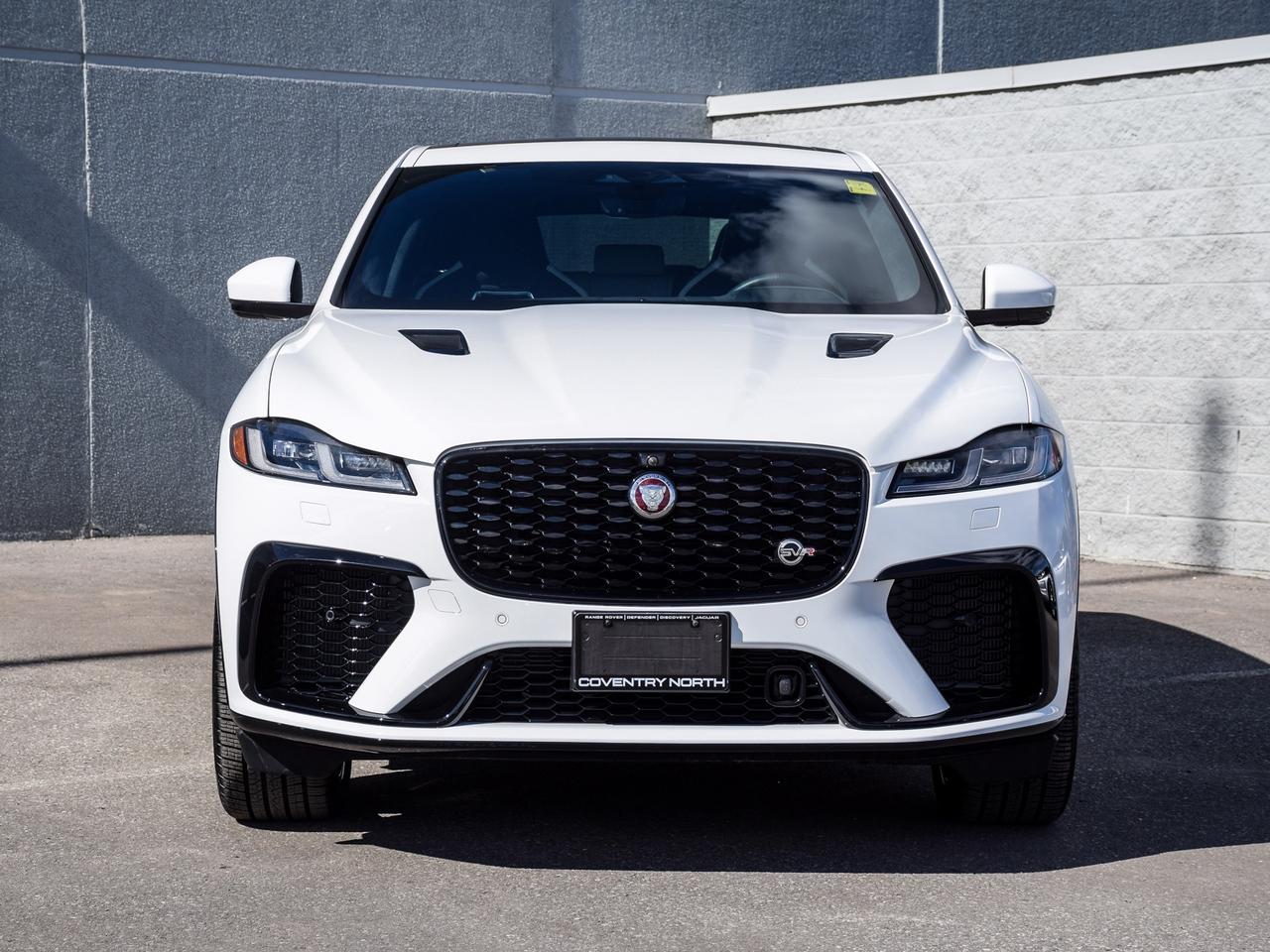 2023 Jaguar F-PACE SVR Photo