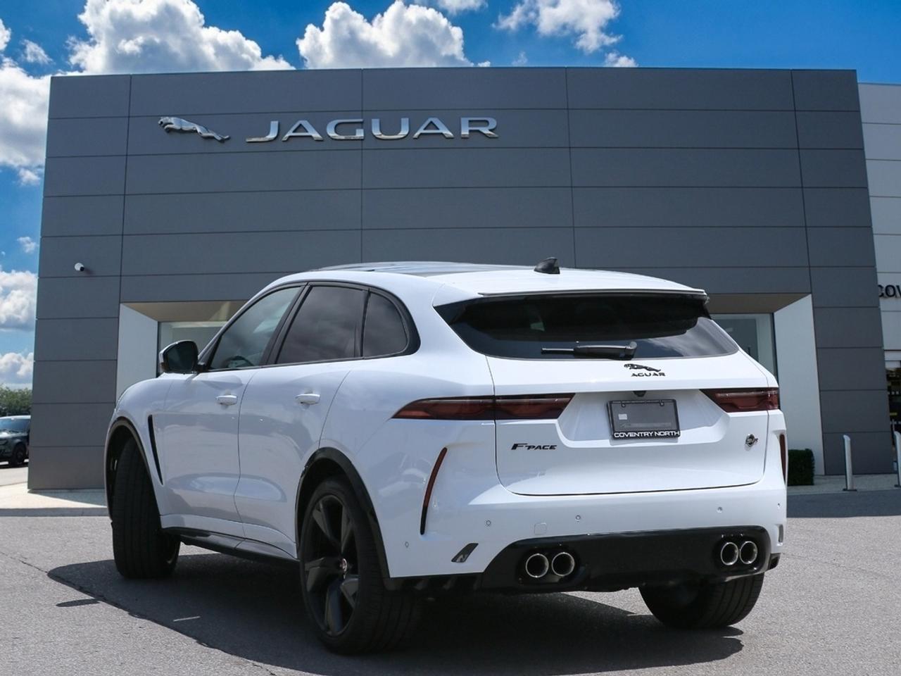 2023 Jaguar F-PACE SVR 550 HP SUPERCHARGED V8   SVR PERFORMANCE   MERIDIAN? AUDIO   PANORAMIC ROOF   PURE JAGUAR PERFORMANCE Photo2