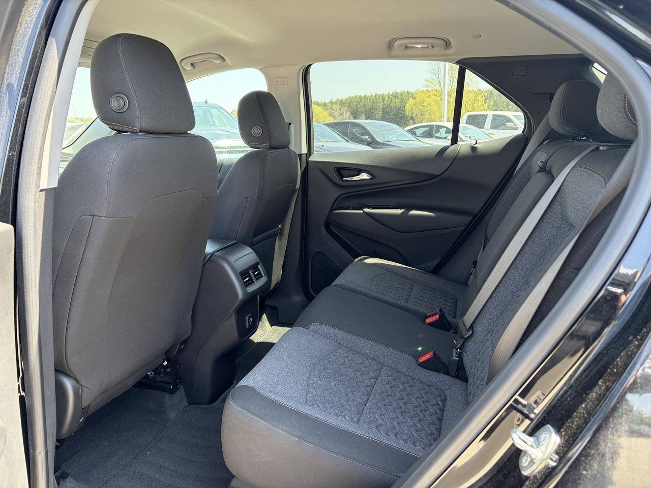 2022 Chevrolet Equinox LT AWD   Heated Seats   Blindspot   Power Liftgate Photo