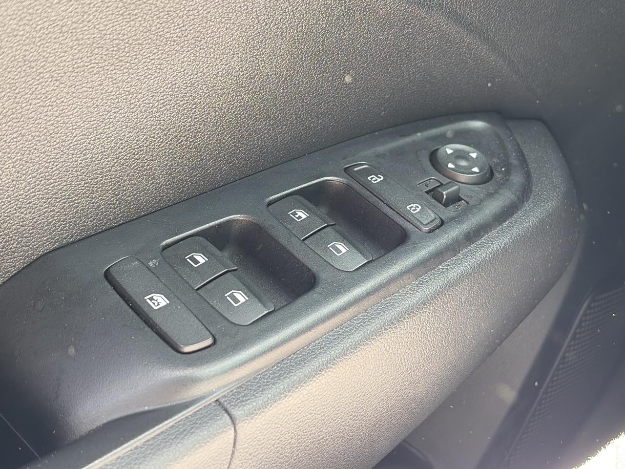 2025 Hyundai Venue Preferred  Heated Seats & Steering Wheel Blindspot Photo
