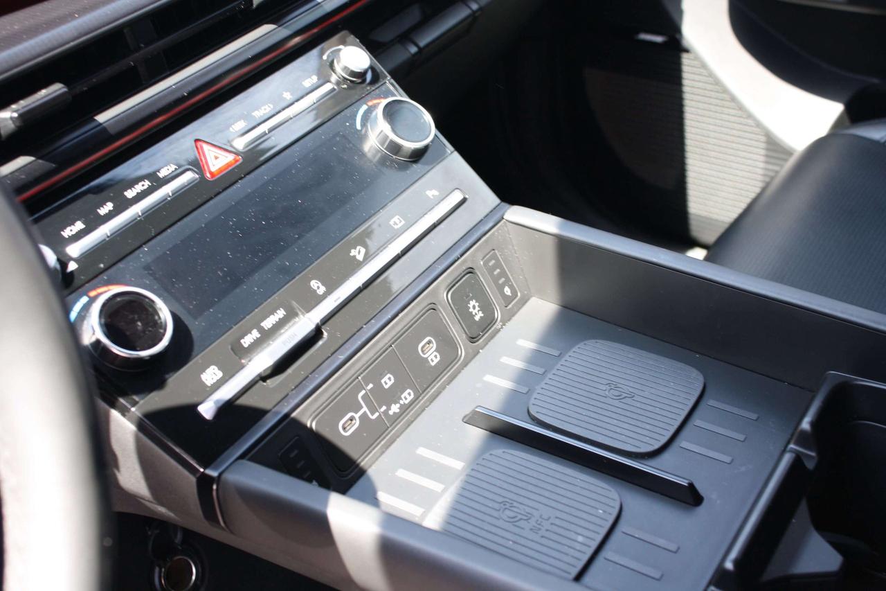 2024 Hyundai Santa Fe ULTIMATE CALLIGRAPHY AWD Photo
