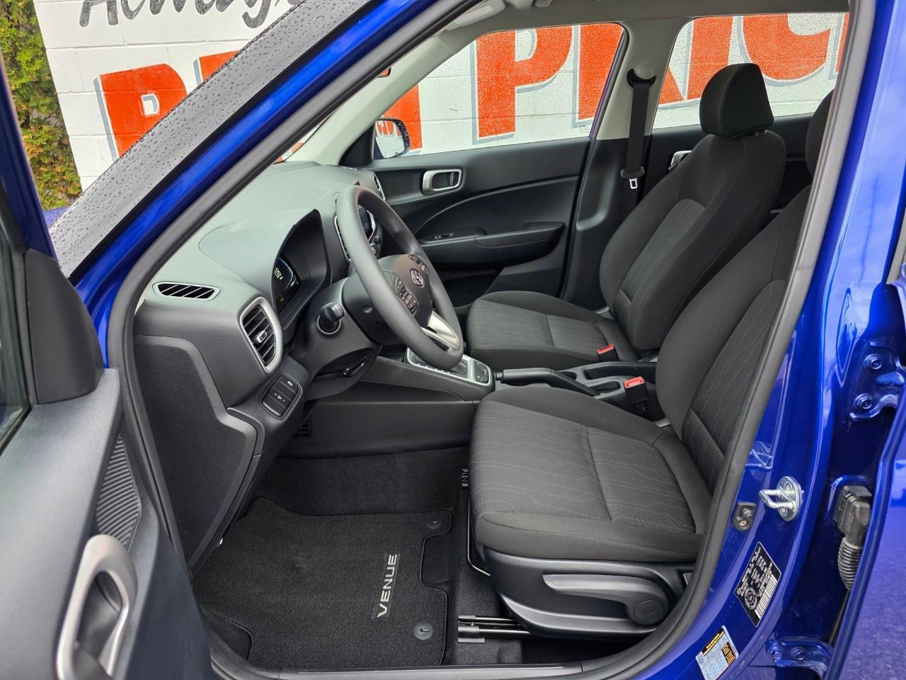 2023 Hyundai Venue Essential 4dr Front-Wheel Drive Photo