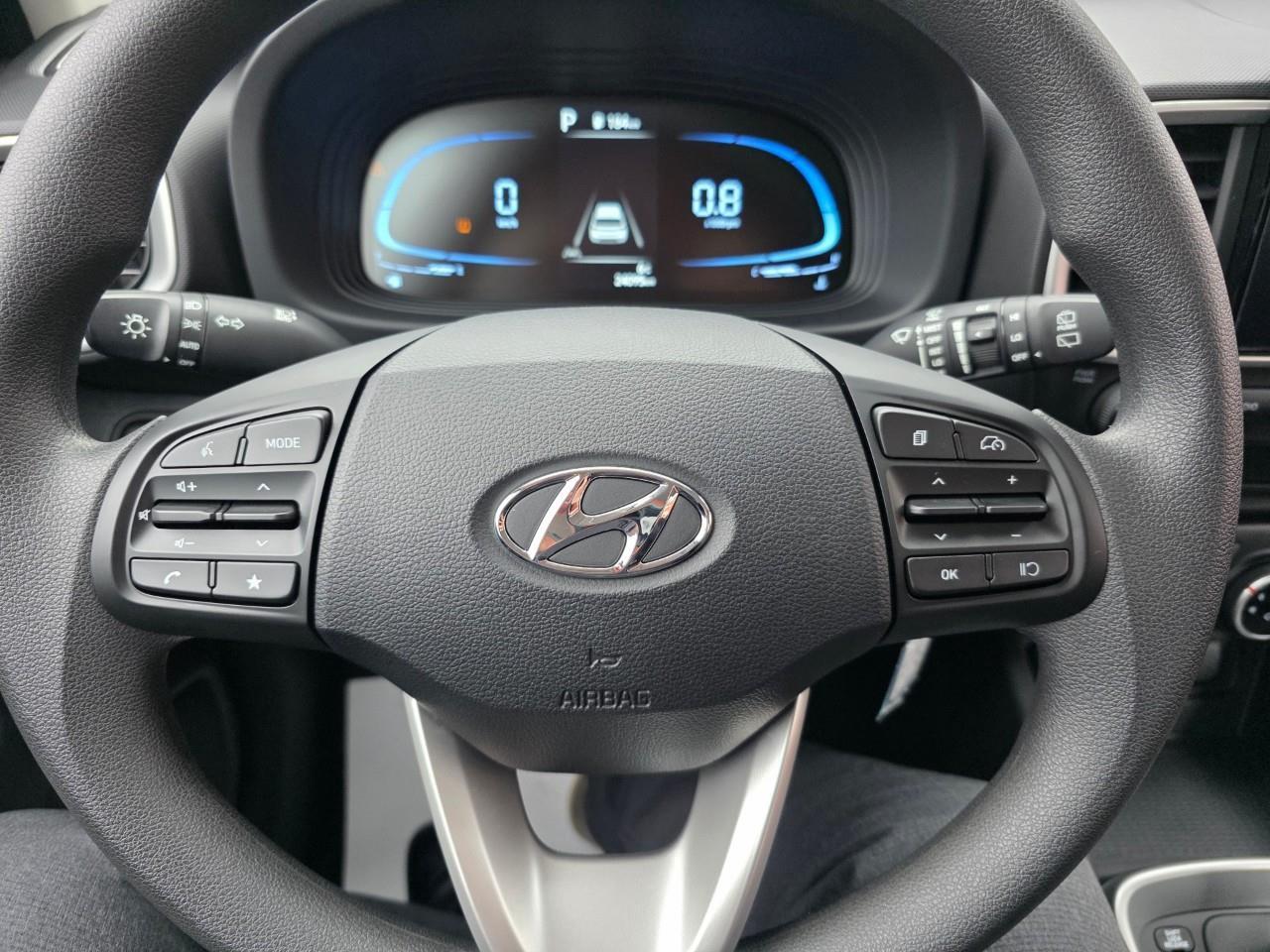 2023 Hyundai Venue Essential 4dr Front-Wheel Drive Photo