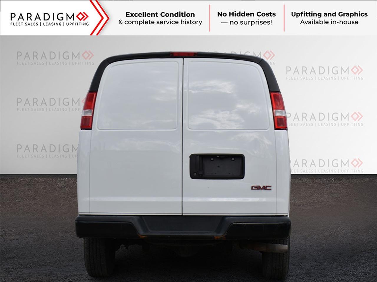 2022 GMC Savana 2500 135" Cargo Van Photo