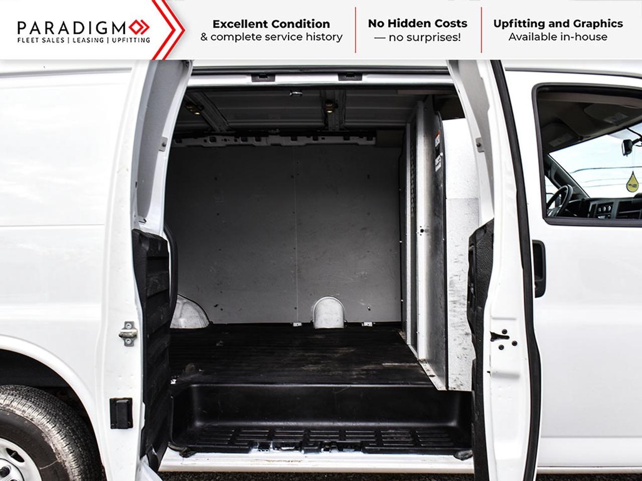 2022 GMC Savana 2500 135" Cargo Van Photo