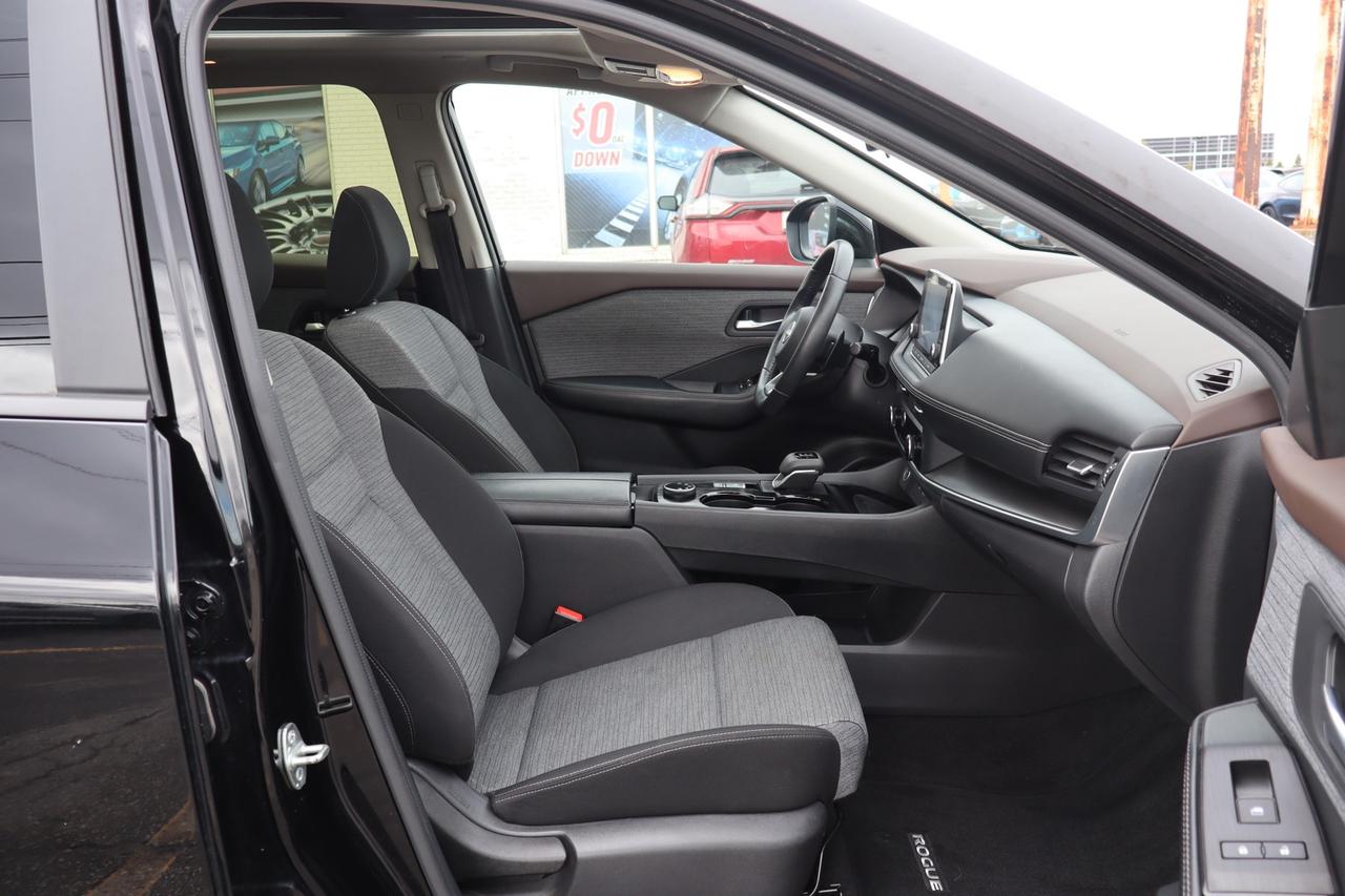 2023 Nissan Rogue SV AWD   Moonroof   No Accident   Clean Carfax Photo