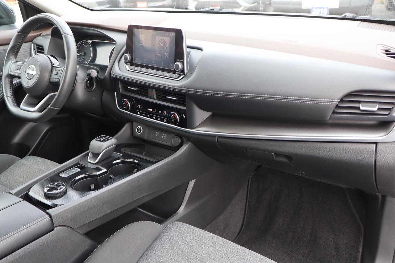 2023 Nissan Rogue SV AWD   Moonroof   No Accident   Clean Carfax Photo