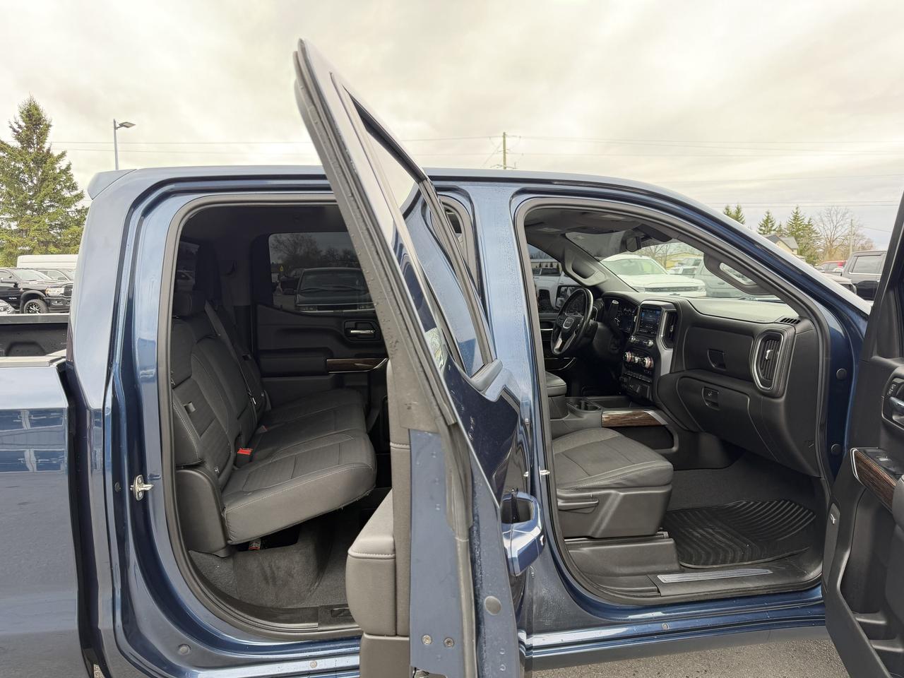 2019 GMC Sierra 1500 4WD Crew Cab 157  Elevation Photo