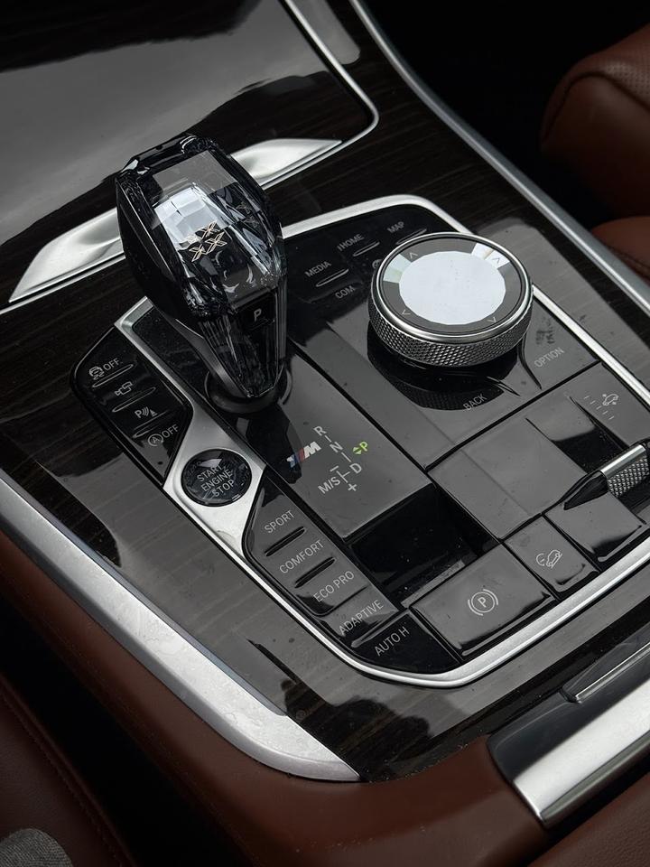 2020 BMW X5 M50i Photo