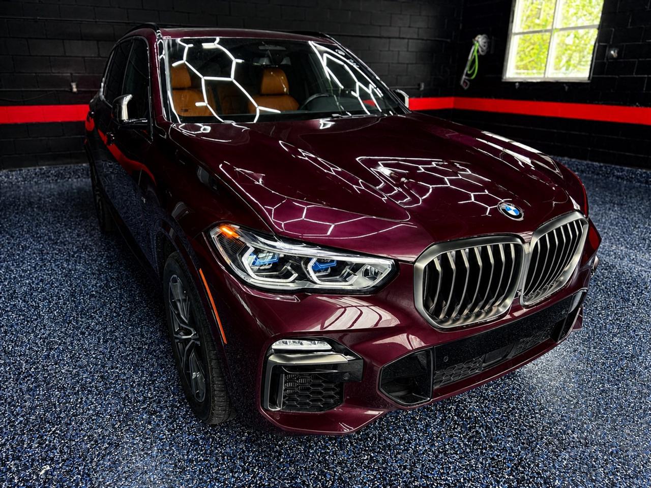 2020 BMW X5 M50i Photo2