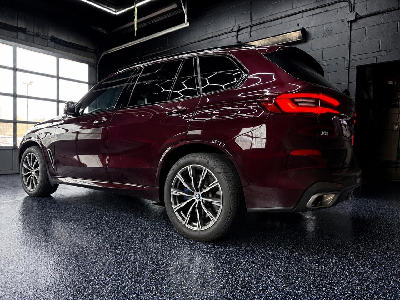 2020 BMW X5 M50i Photo