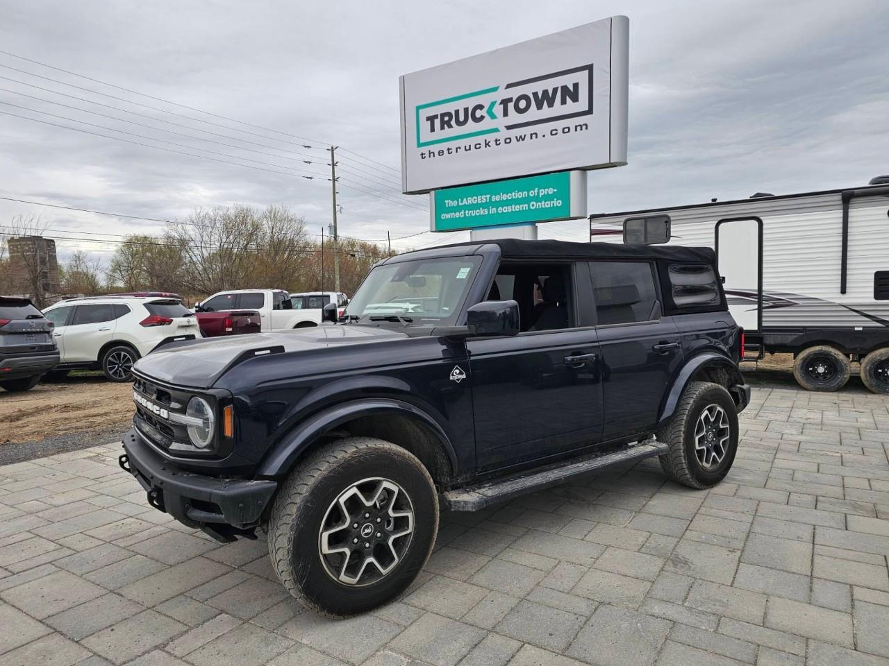 2021 Ford Bronco Outer Banks 4dr 4x4 Photo