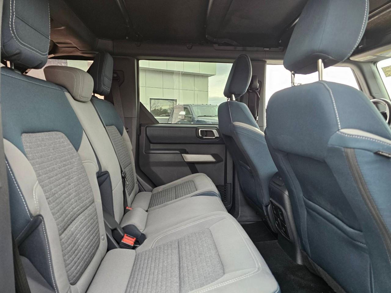 2021 Ford Bronco Outer Banks 4dr 4x4 Photo