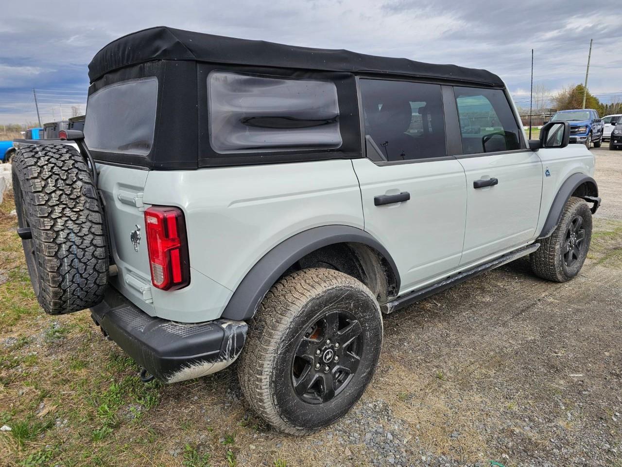 2021 Ford Bronco Black Diamond Advanced 4dr 4x4 Photo