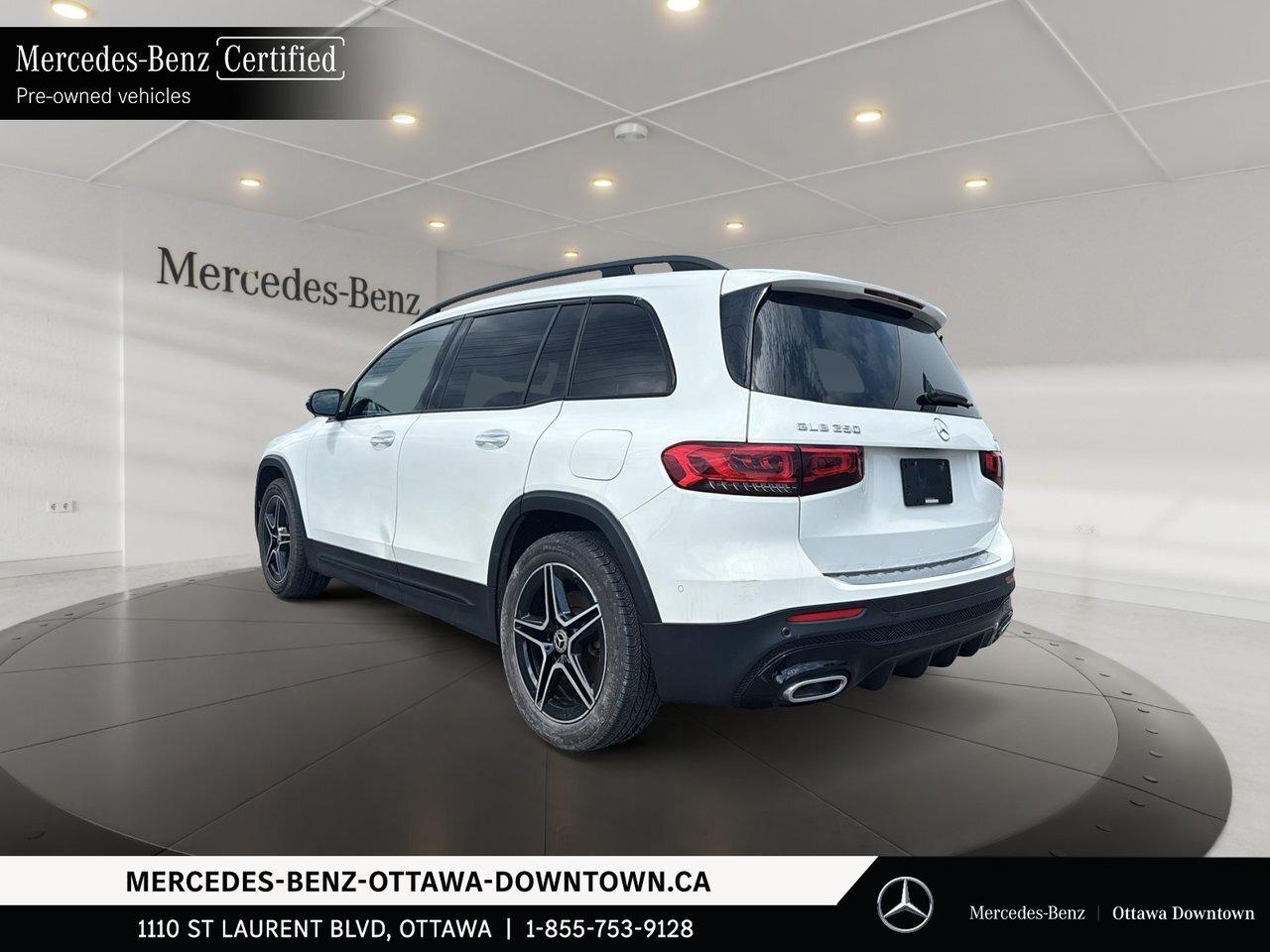2022 Mercedes-Benz GLB250 4MATIC SUV Premium   Night Package   Navigation Photo