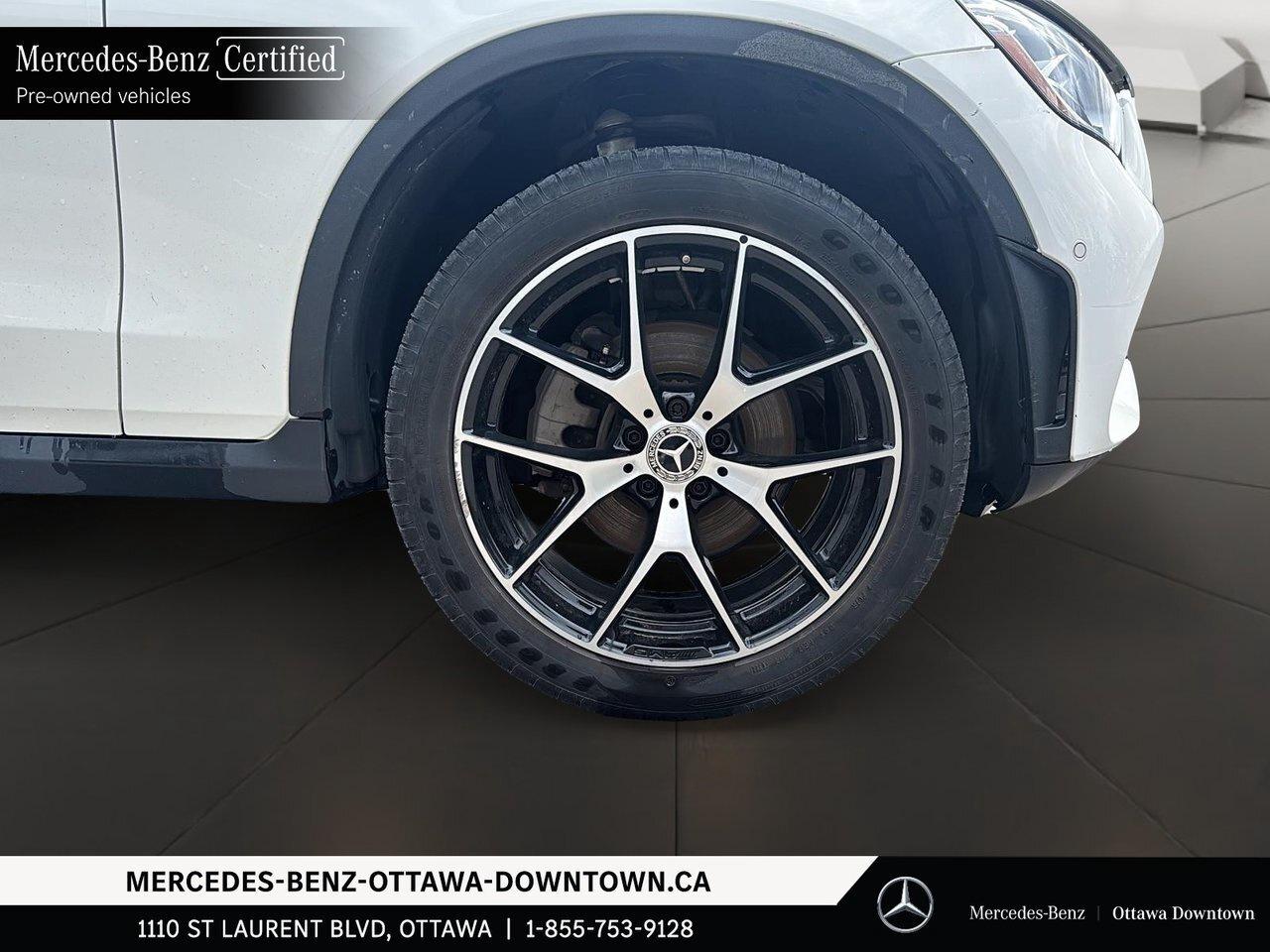 2022 Mercedes-Benz GLC300 4MATIC SUV Premium   Premium Plus   Night Package Photo