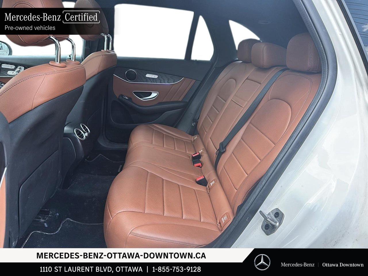 2022 Mercedes-Benz GLC300 4MATIC SUV Premium   Premium Plus   Night Package Photo