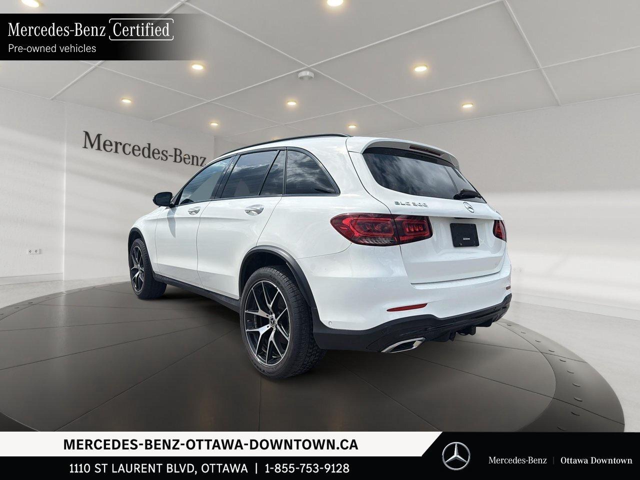2022 Mercedes-Benz GLC300 4MATIC SUV Premium   Premium Plus   Night Package Photo