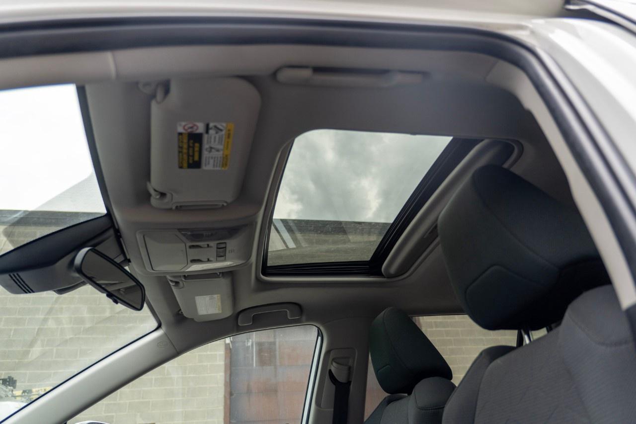 2022 Toyota RAV4 XLE AWD Photo