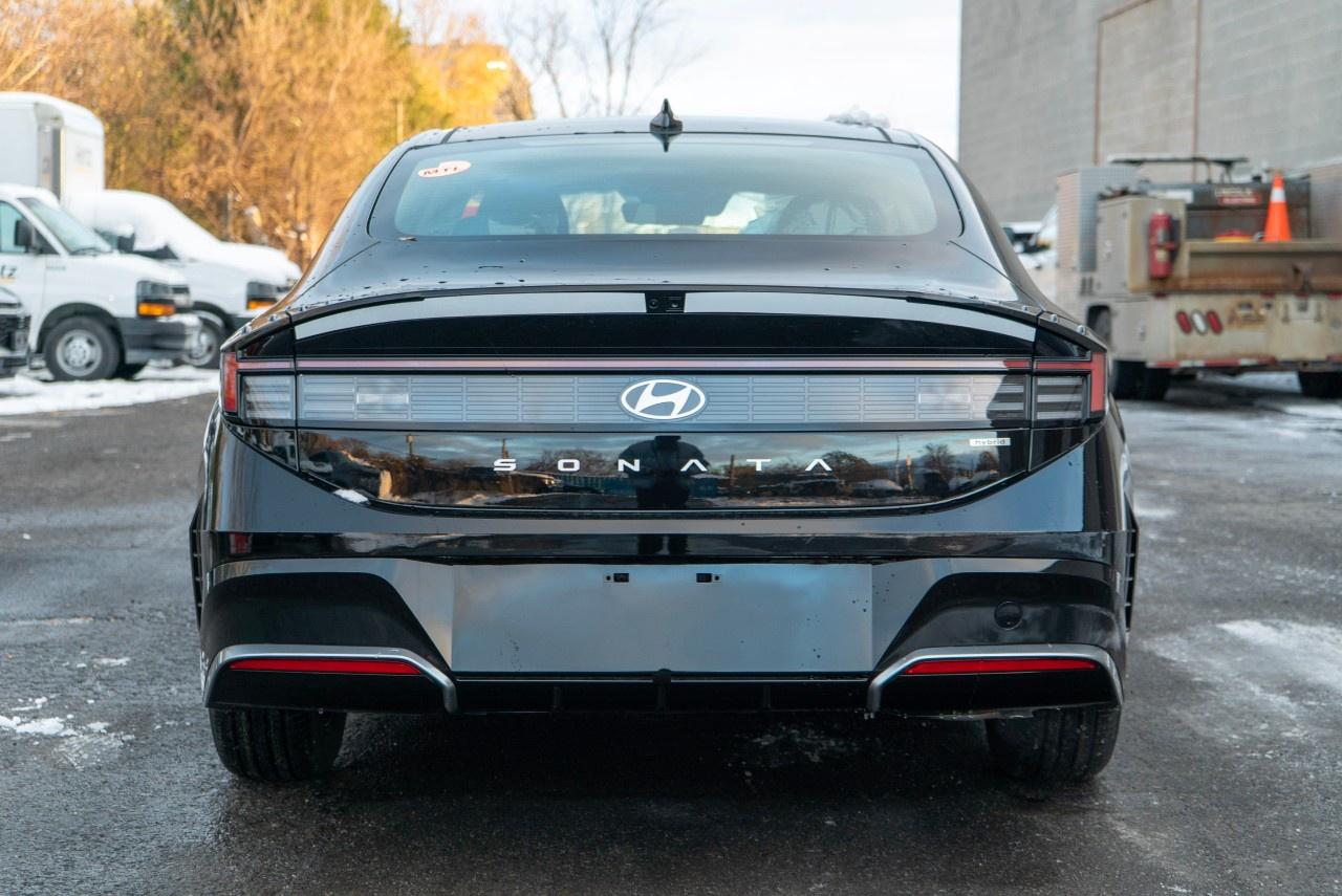 2026 Hyundai Sonata Hybrid Preferred-Trend FWD Photo
