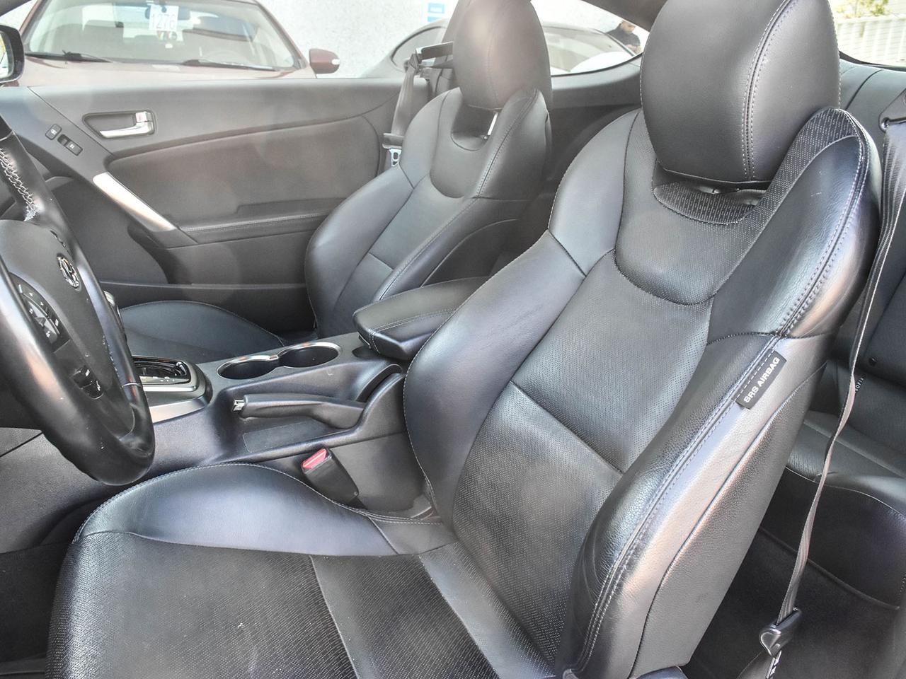 2014 Hyundai Genesis Coupe 2.0T at Photo