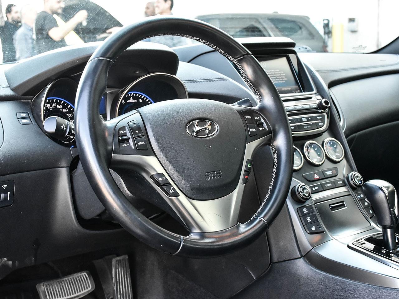 2014 Hyundai Genesis Coupe 2.0T at Photo