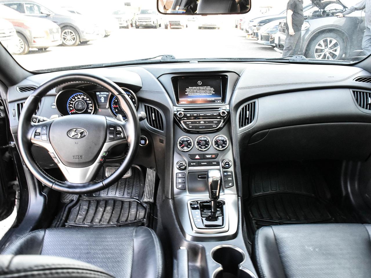 2014 Hyundai Genesis Coupe 2.0T at Photo