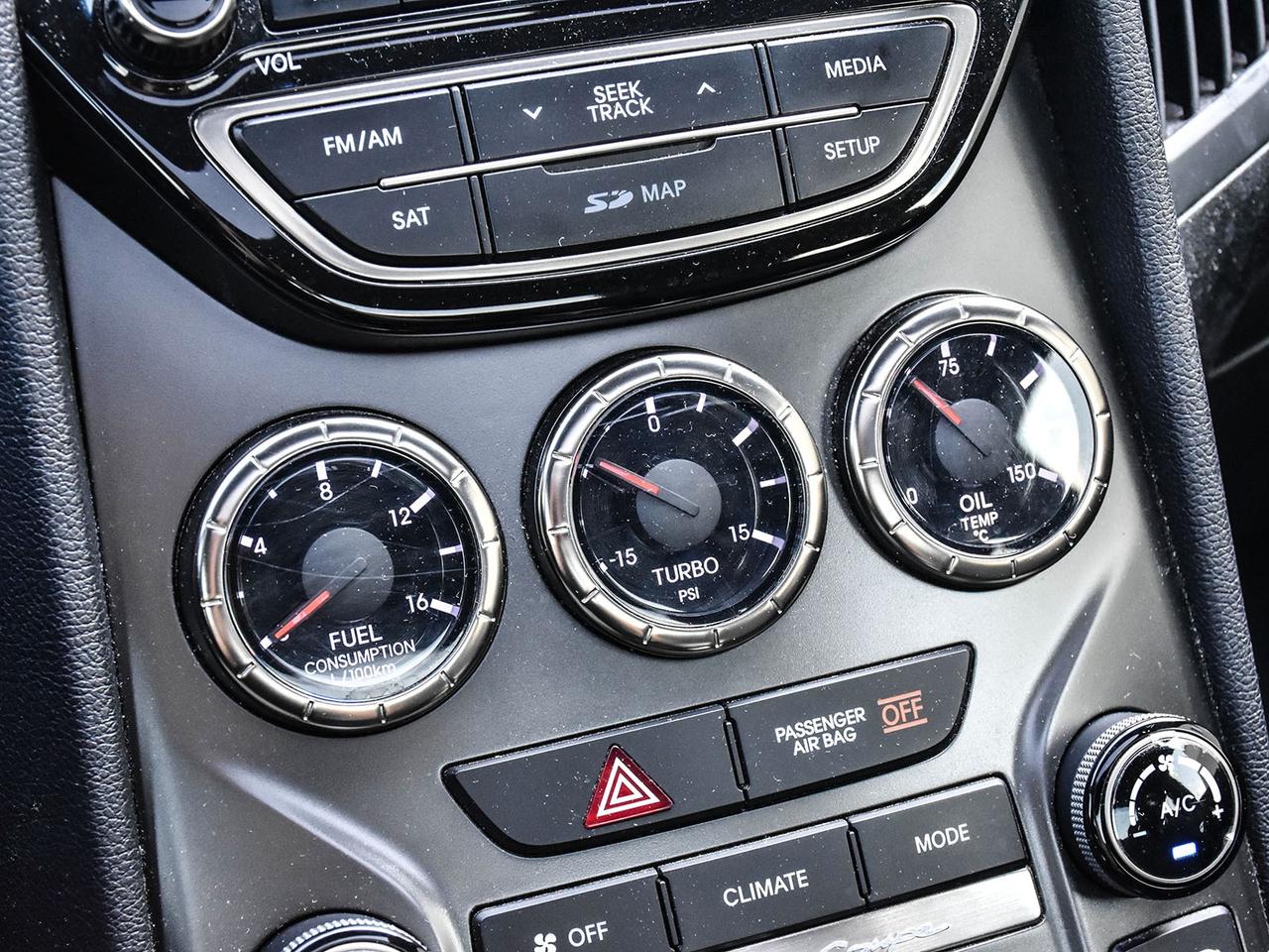 2014 Hyundai Genesis Coupe 2.0T at Photo