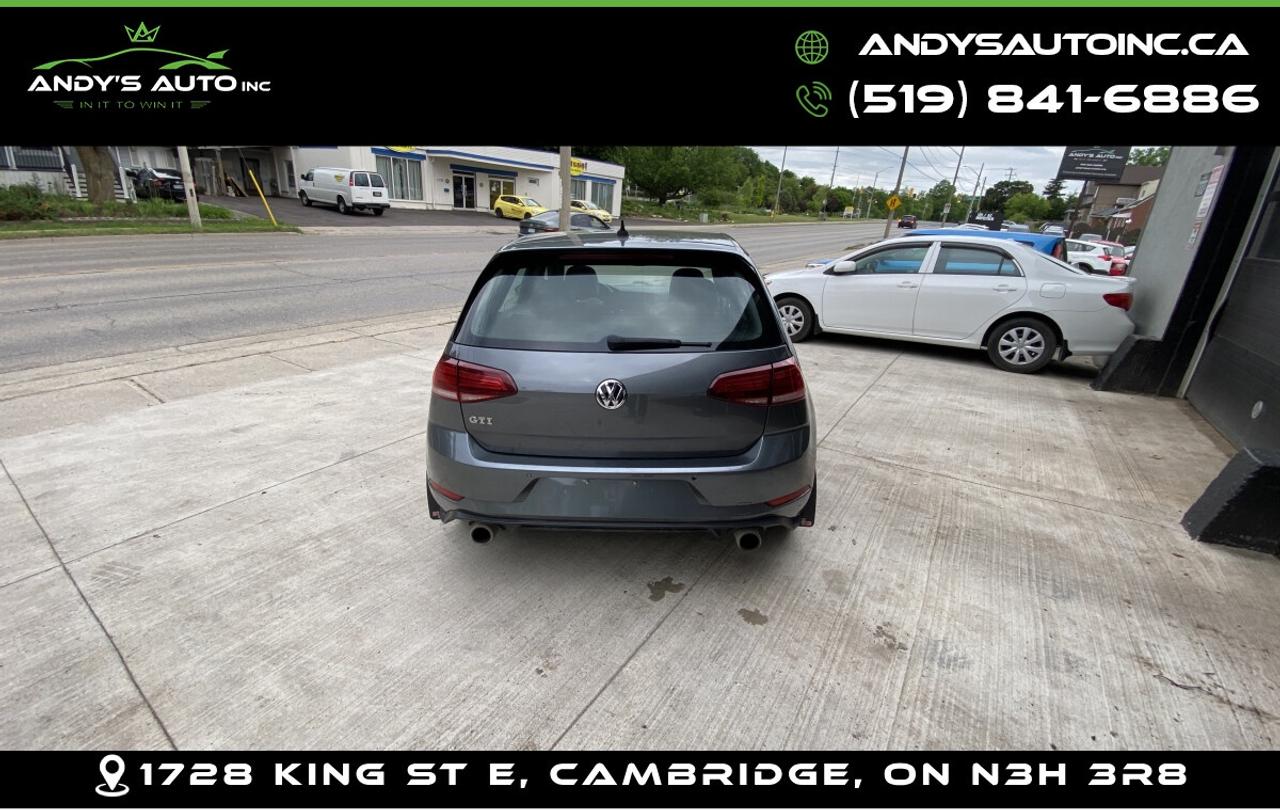 2018 Volkswagen Golf GTI ! LEATHER ! SUNROOF ! 6 SPEED MANUAL ! GTI ! LEATHER ! SUNROOF ! NO ACCIDENTS Photo