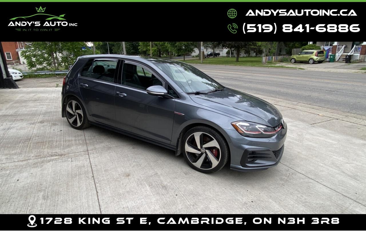 2018 Volkswagen Golf GTI ! LEATHER ! SUNROOF ! 6 SPEED MANUAL ! GTI ! LEATHER ! SUNROOF ! NO ACCIDENTS Photo