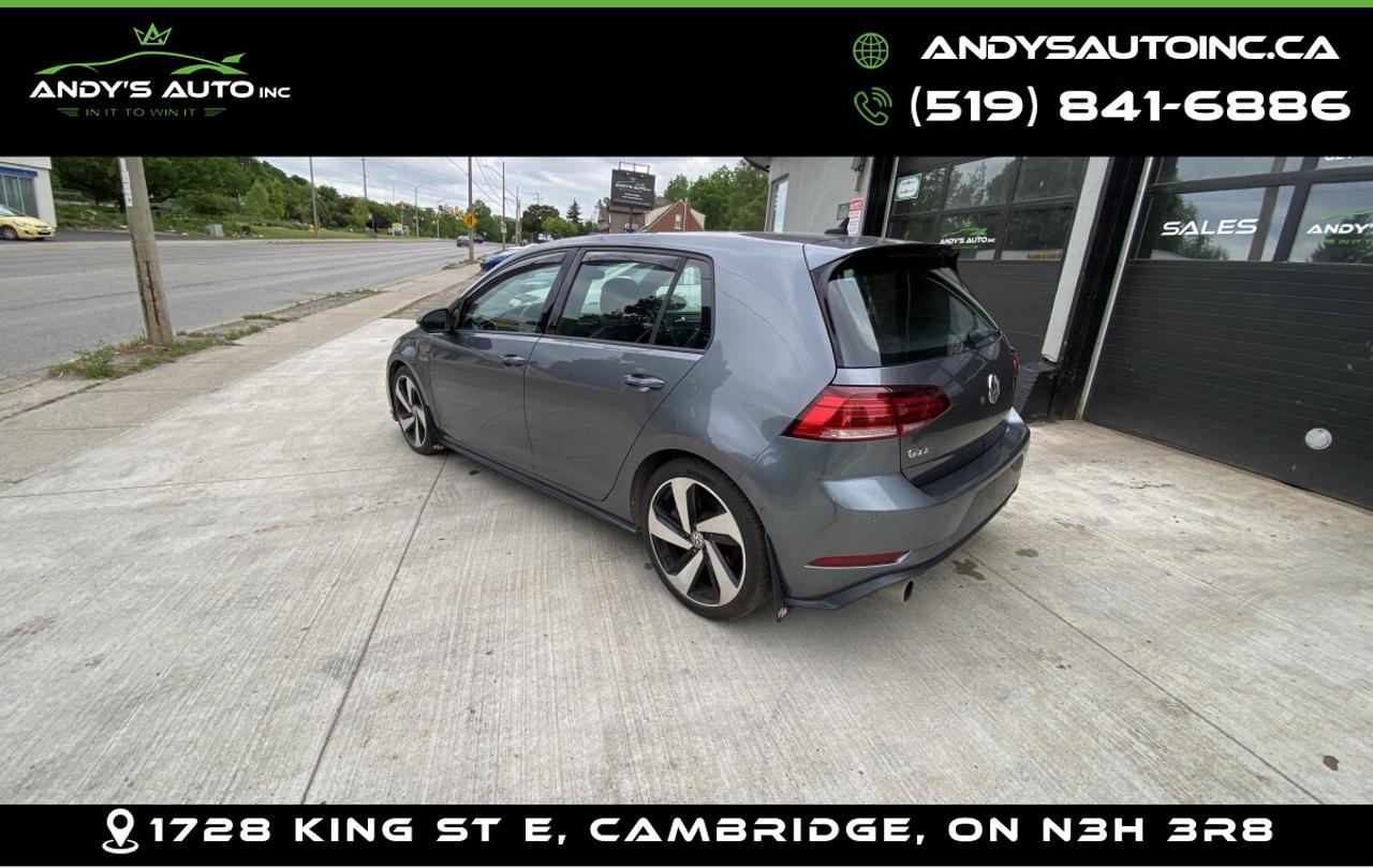 2018 Volkswagen Golf GTI ! LEATHER ! SUNROOF ! 6 SPEED MANUAL ! GTI ! LEATHER ! SUNROOF ! NO ACCIDENTS Photo