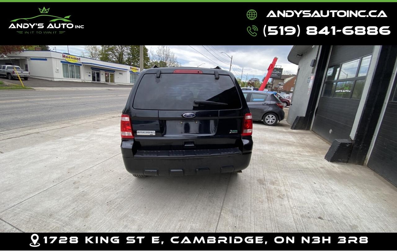 2010 Ford Escape XLT ! 4X4 ! NO ACCIDENTS ! V6 Photo4