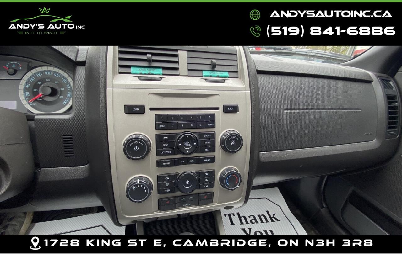 2010 Ford Escape XLT ! 4X4 ! NO ACCIDENTS ! V6 Photo