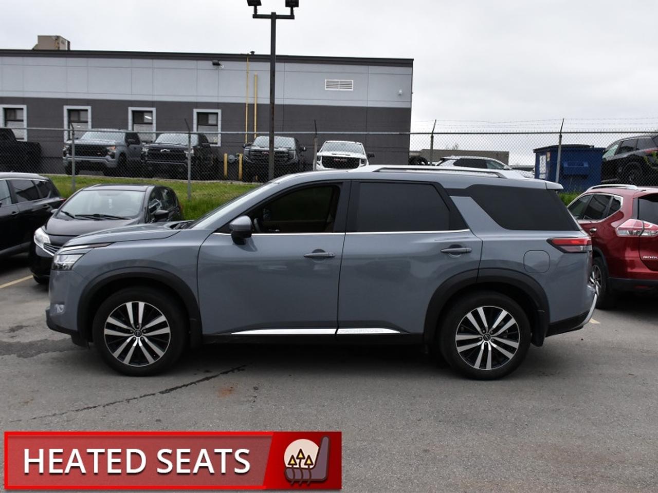 2024 Nissan Pathfinder Platinum   Leather   Roof   Navi   Adaptive Cruise Photo