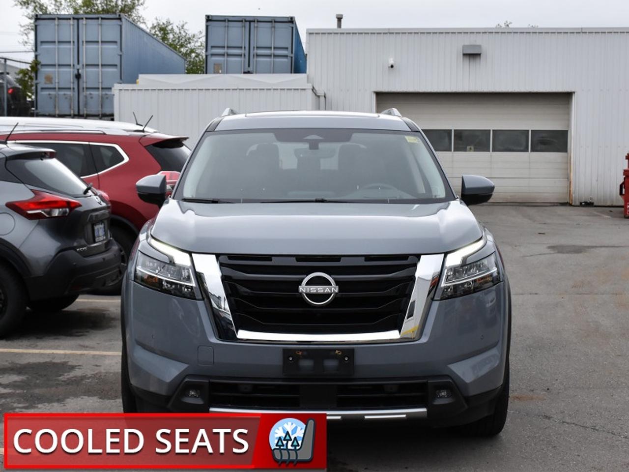 2024 Nissan Pathfinder Platinum   Leather   Roof   Navi   Adaptive Cruise Photo