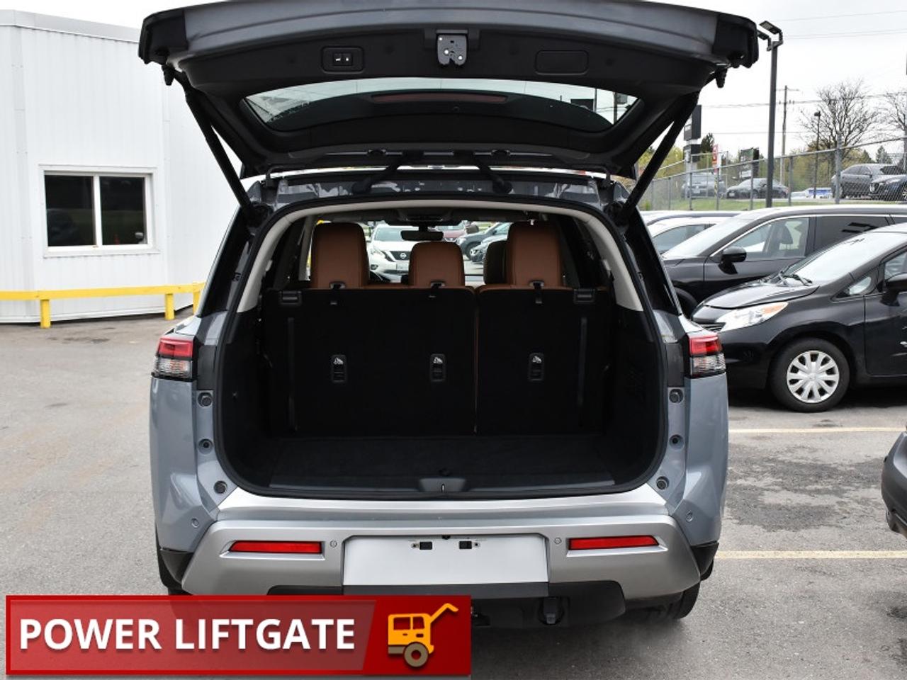 2024 Nissan Pathfinder Platinum   Leather   Roof   Navi   Adaptive Cruise Photo