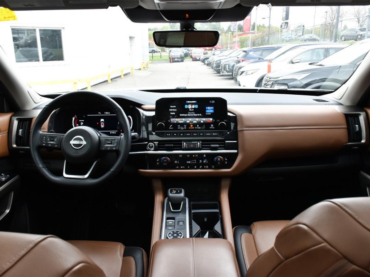 2024 Nissan Pathfinder Platinum   Leather   Roof   Navi   Adaptive Cruise Photo