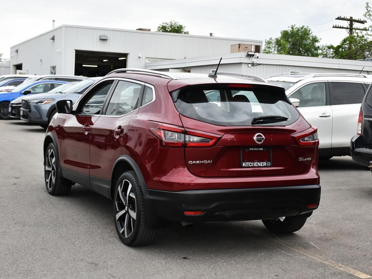 2021 Nissan Qashqai SL AWD   Leather   Roof   Navi   360 Camera   Allo Photo