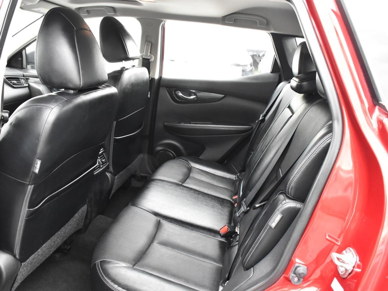 2021 Nissan Qashqai SL AWD   Leather   Roof   Navi   360 Camera   Allo Photo