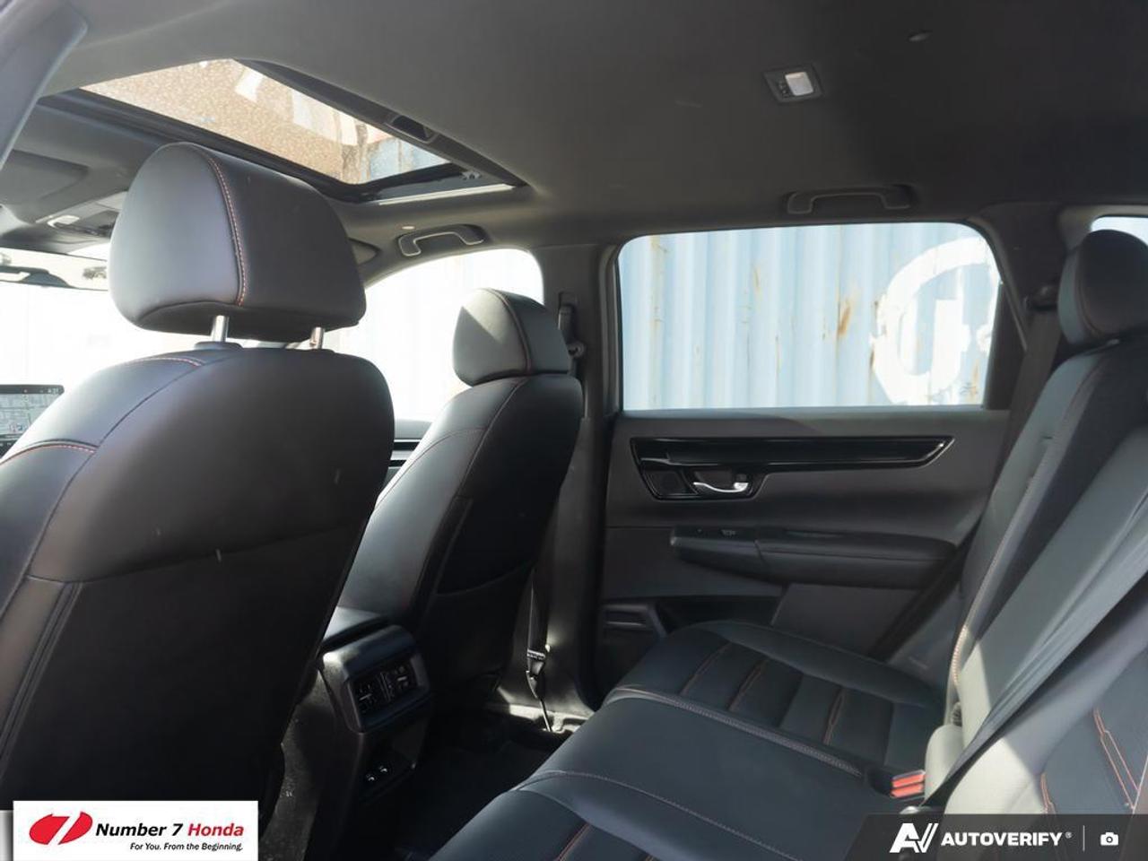 2024 Honda CR-V Hybrid Touring *EXTENDED FACTORY WARRANTY*NO REPORTED ACC Photo
