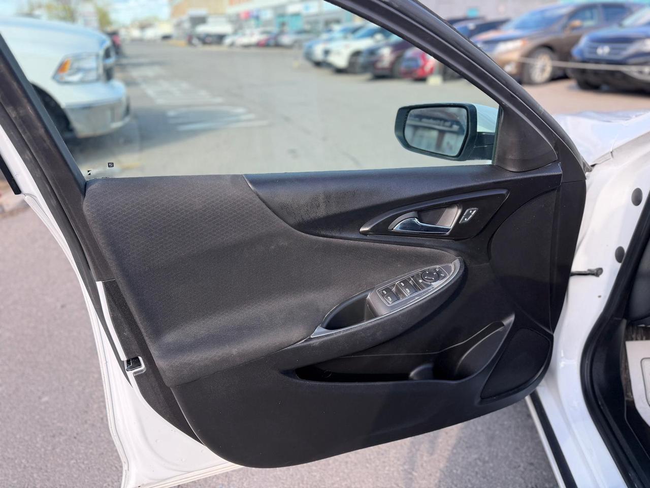 2024 Chevrolet Malibu 1LT Photo