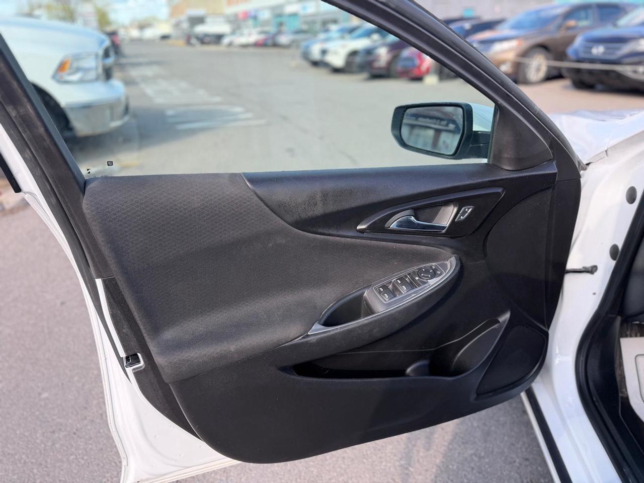 2024 Chevrolet Malibu 1LT Photo