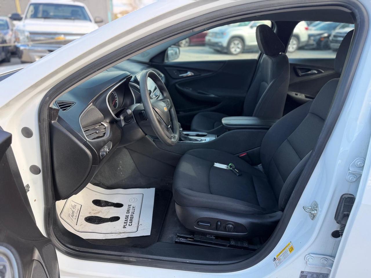 2024 Chevrolet Malibu 1LT Photo