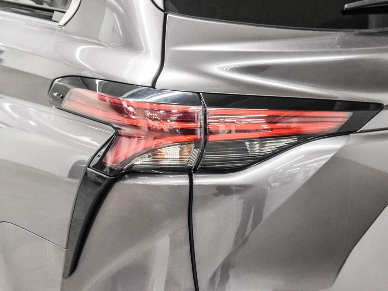 2021 Toyota Sienna  Photo